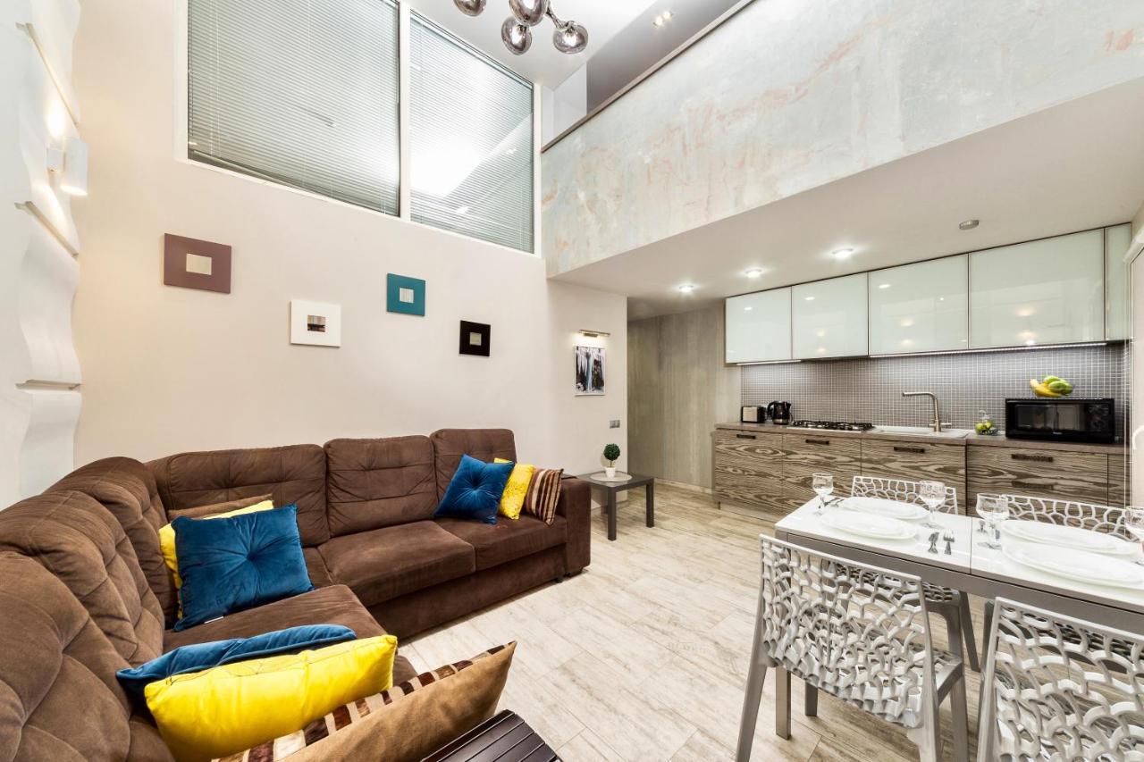 Langery Residence Central Apartments โอเดสซา ภายนอก รูปภาพ